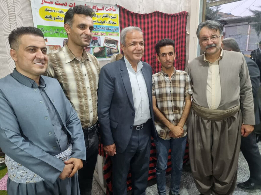 نمایشگاه صنایع دستی حرفه‌آموزان مرکز پویا در بانه برپا شد
