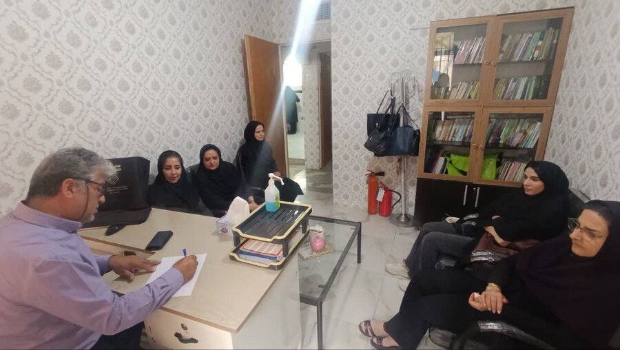 نظارت بهزیستی همدان بر عملکرد تسهیلگران شغلی مراکز مثبت زندگی