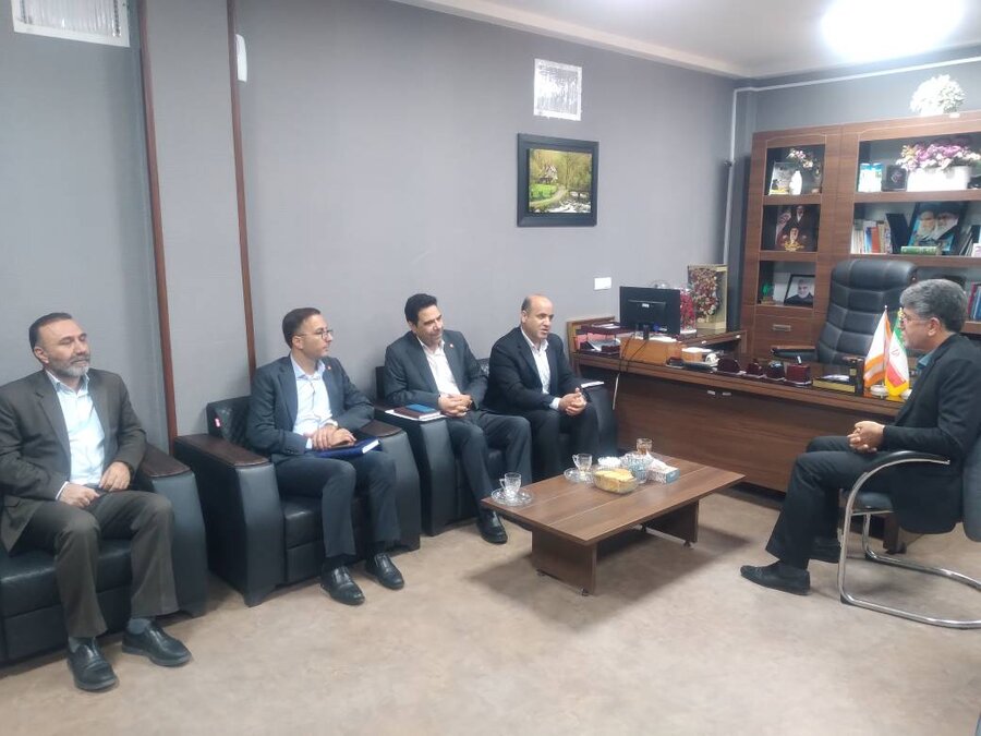 شیراز| نشست هم‌اندیشی سرپرست بهزیستی شیراز با بانک ملت در راستای تفاهم‌نامه سراسری