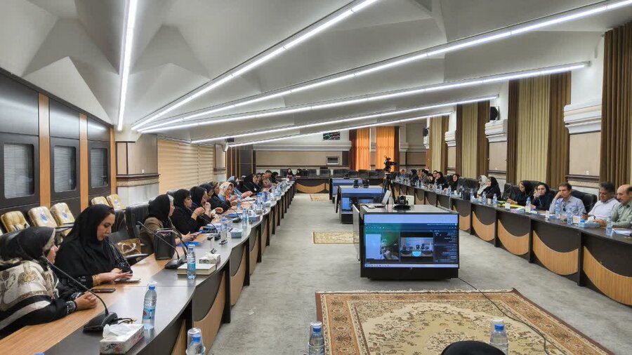 دوره آموزشی ارتقای کیفیت تعاملات زوجین با رویکرد راه‌حل‌محور در قزوین افتتاح شد
