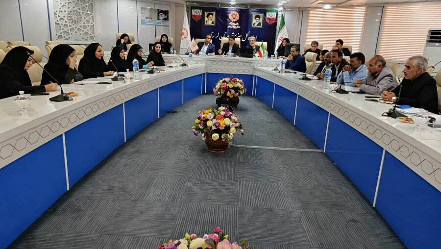 جلسه تبیین اصول کلی طرح سلام محله در بهزیستی استان لرستان برگزار شد