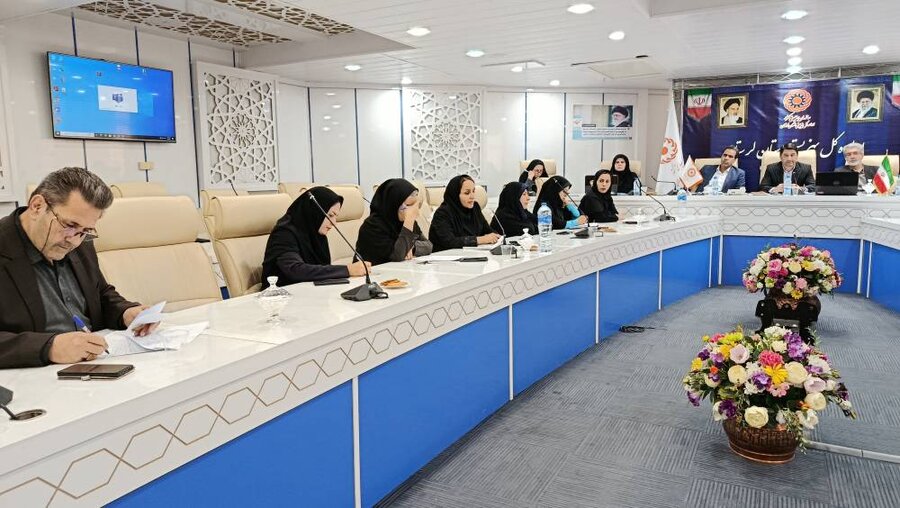 جلسه تبیین اصول کلی طرح سلام محله در بهزیستی استان لرستان