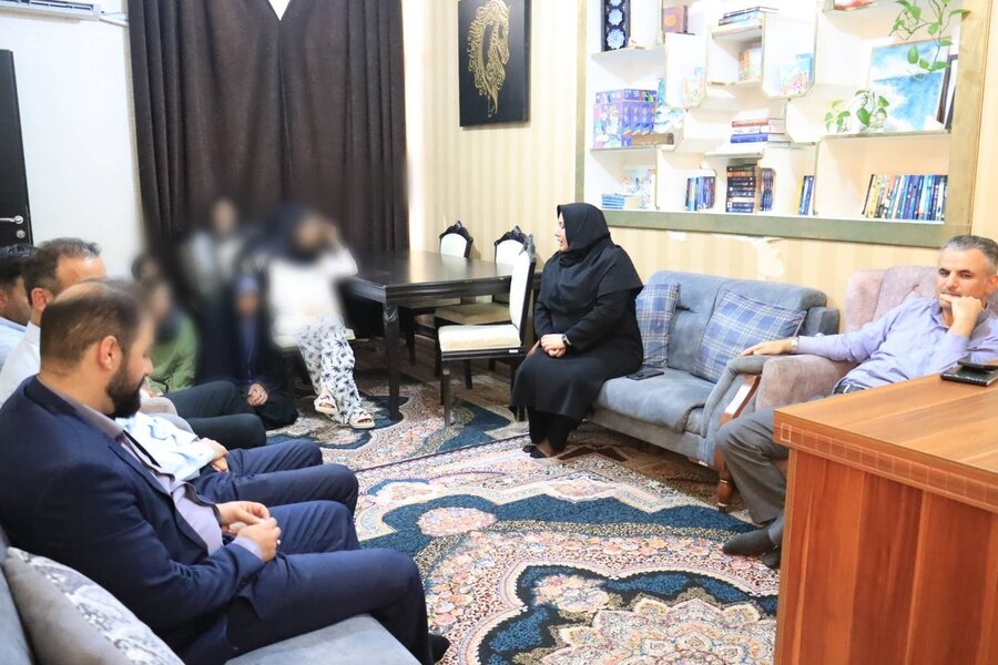 بازدید فرماندار، دادستان عمومی و انقلاب شهرستان جم  از خانه فرزندان دختر حضرت معصومه(س) در شهر بوشهر