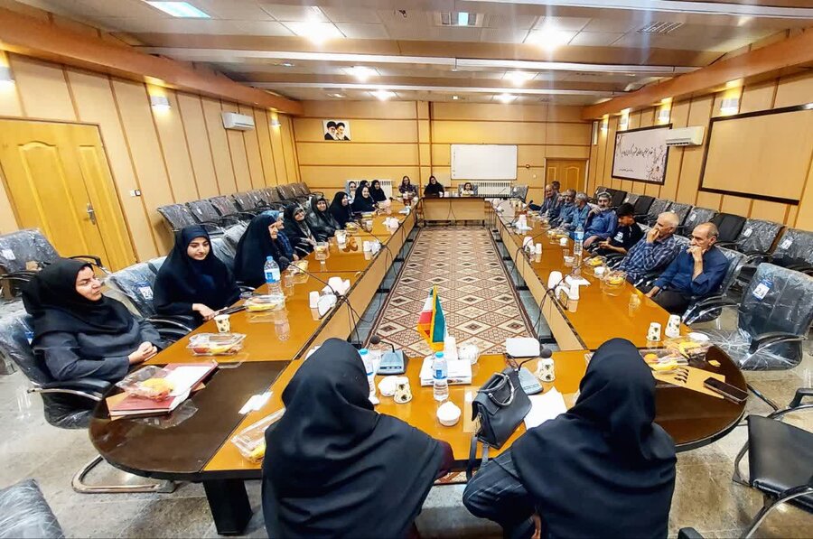 بازدید از روند اجرای طرح توانمندسازی سالمندان و افراد دارای معلولیت در نهاوند