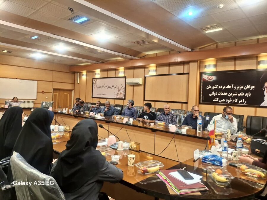 بازدید از روند اجرای طرح توانمندسازی سالمندان و افراد دارای معلولیت در نهاوند