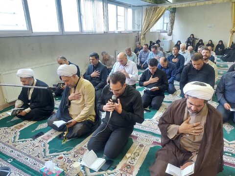 آذر-شرقی.
