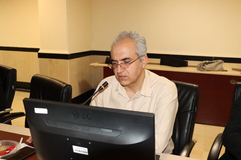 ارائه گزارش عملکرد دستگاه‌ها و طرح پیشنهادهای جدید در شورای سالمندان استان مرکزی