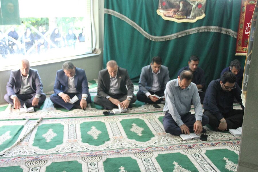 برگزاری مراسم زیارت عاشورا در بهزیستی فارس 