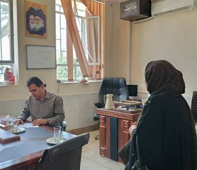 خفر| اجرای برنامه «دوشنبه های مردمی» در راستای تکریم ارباب رجوع