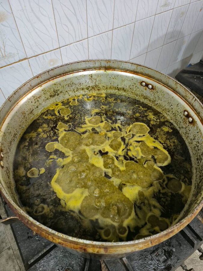 شهرتهران| برپایی سفره احسان به نیت رحلت پیامبر اکرم (ص) و توزیع غذای نذری میان مددجویان مرکز شهید نواب صفوی