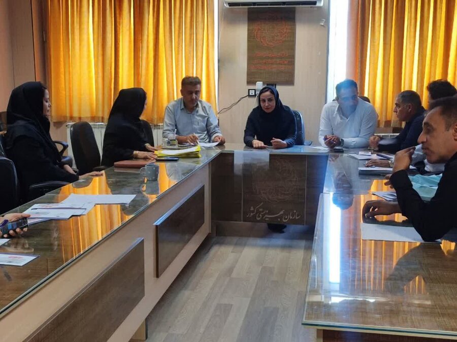 جلسه هماهنگی اجرای پویش «لبخند تندرستی» در کامیاران برگزار شد
