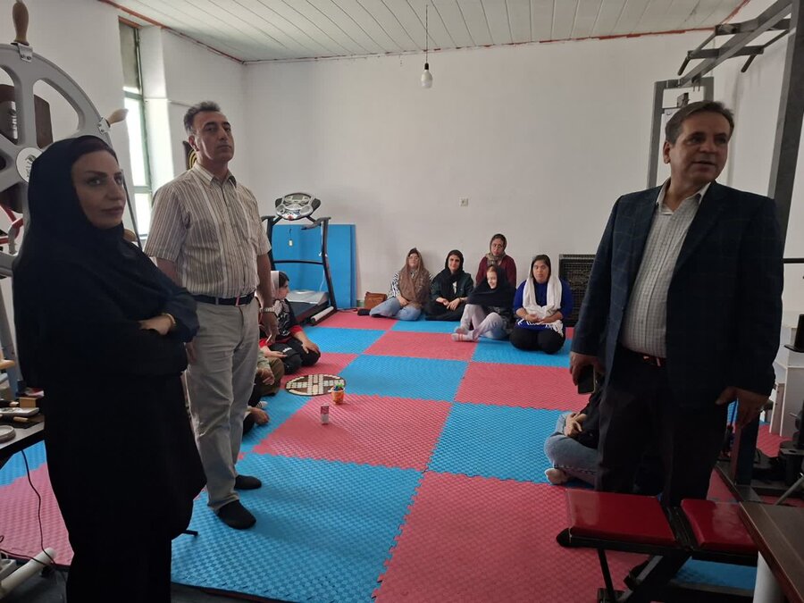 عملکرد مراکز مثبت زندگی کامیاران در حوزه اشتغال و مسکن بررسی شد