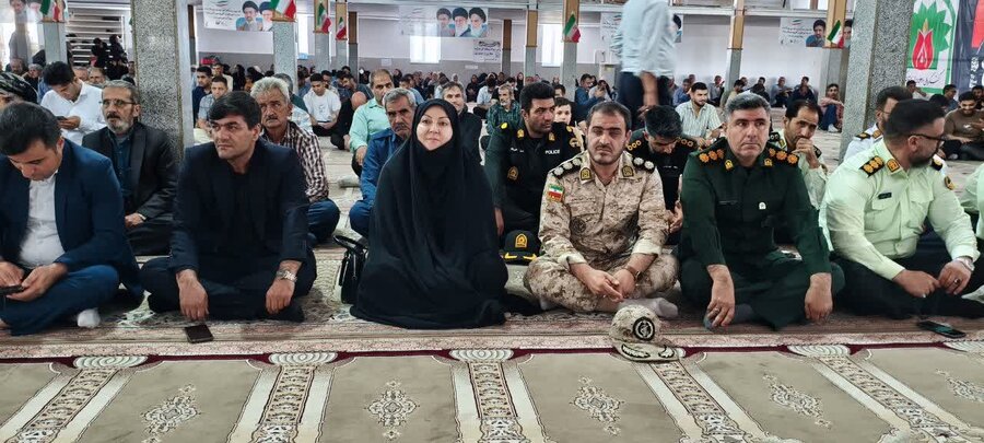 رئیس و کارکنان بهزیستی دهگلان در یادواره شهدای کارمند حضور یافتند