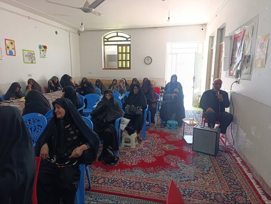 برگزاری مراسم سوگواری شهادت امام رضا (ع) در مرکز سالمندان میرزاعلی بیک مهریز
