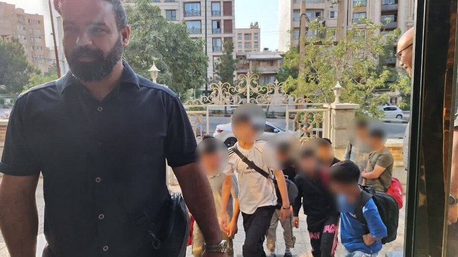 با ورود کاروان کرمانشاه؛ شمارش معکوس برای آغاز فوتسال فرزندان مهر در همدان