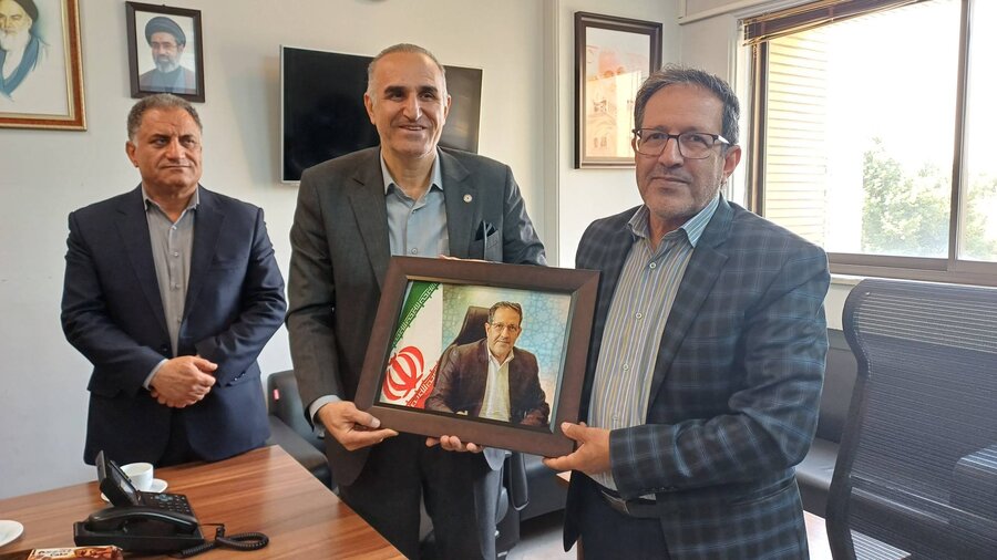 دیدار مدیرکل بهزیستی فارس با سرپرست اداره کل مدیریت بازرسی،امور حقوقی و ارتباطات مردمی استانداری فارس 