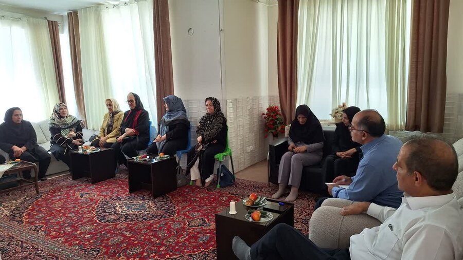 از اجرای سرود تا هدیه سفر؛ «دستهای مهربانی» در همدان به ثمر نشست