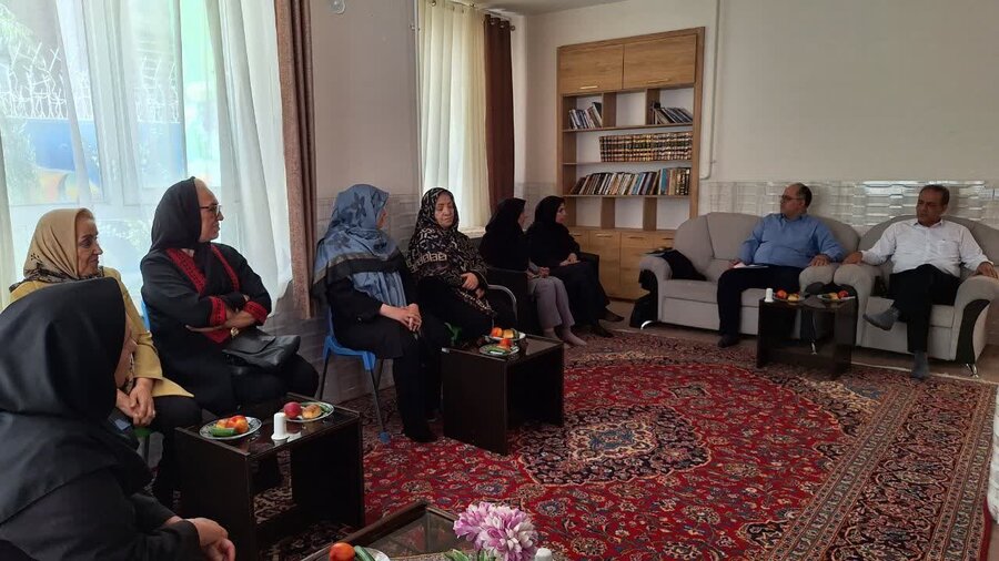 از اجرای سرود تا هدیه سفر؛ «دستهای مهربانی» در همدان به ثمر نشست