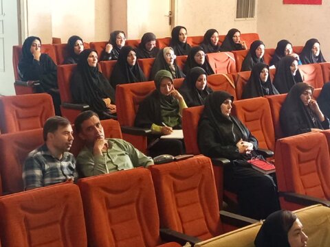 اشتهارد | کارگاه آموزشی پیشگیری از خودکشی ویژه مدیران و مشاوران آموزش و پرورش برگزار شد