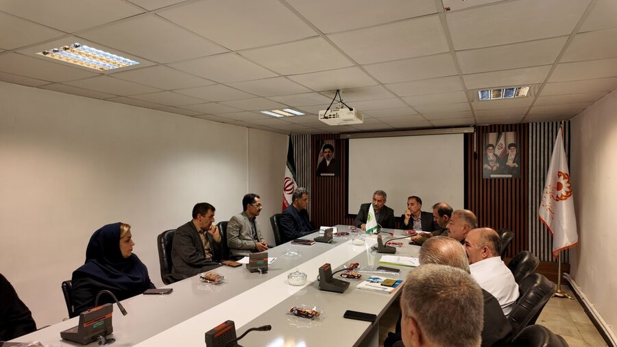 میز خدمت کارکنان ایثارگر بهزیستی کردستان برگزار شد