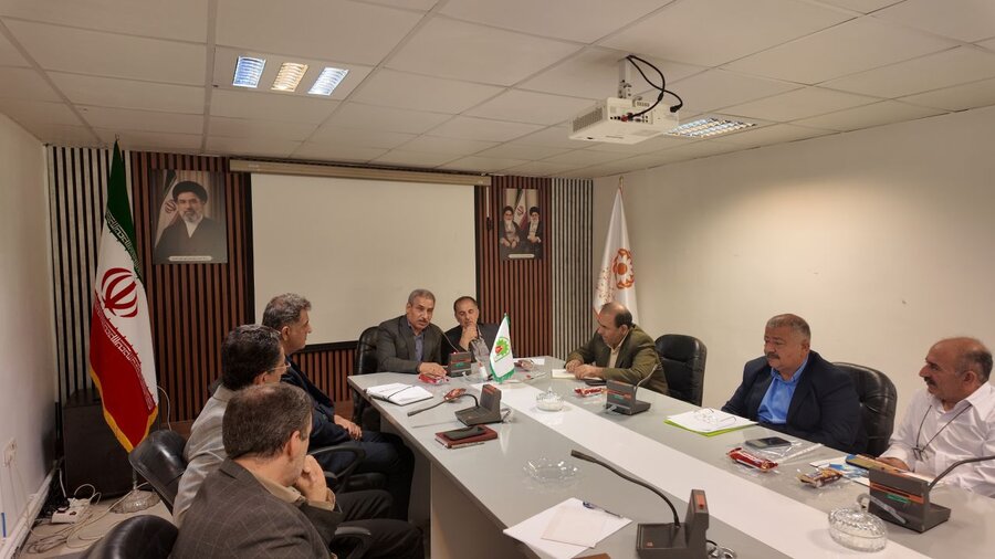 میز خدمت کارکنان ایثارگر بهزیستی کردستان برگزار شد