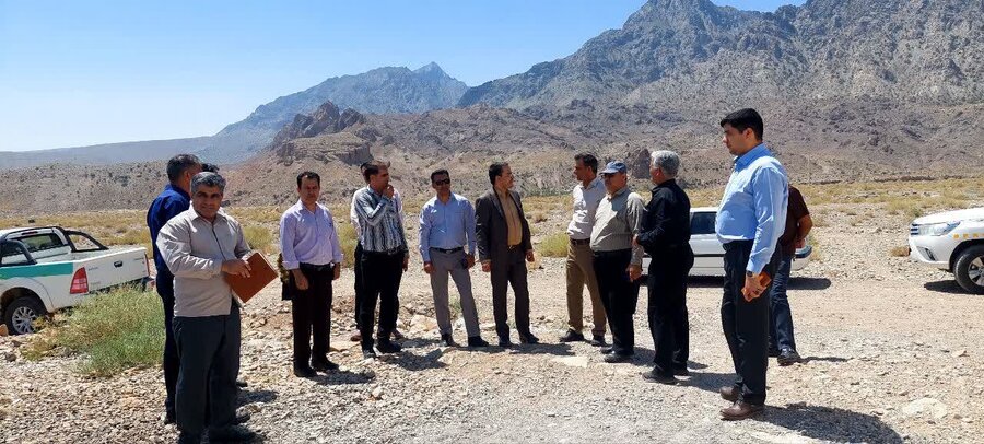 بازدید مسئولان شهرستان بم از روستاهای صعب‌العبور آبادچهل‌تن و داج