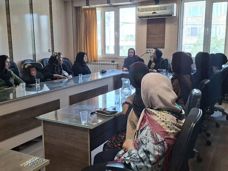 کارگاه آموزشی فرزندپروری در بهزیستی کامیاران برگزار شد