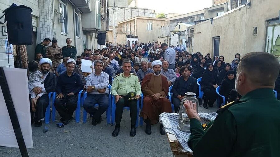 آیین «آبروی محله» و یادبود شهدای جنگ رمضان در کامیاران برگزار شد
