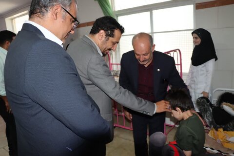 گزارش تصویری ا بازدید دکتر حسینی از مرکز نگهداری معلولان ذهنی و سالمندان چهارده معصوم (ع) آشتیان