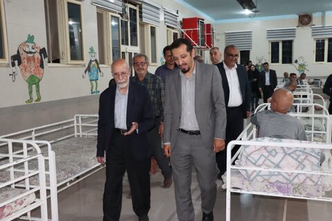 گزارش تصویری ا بازدید دکتر حسینی از مرکز نگهداری معلولان ذهنی و سالمندان چهارده معصوم (ع) آشتیان