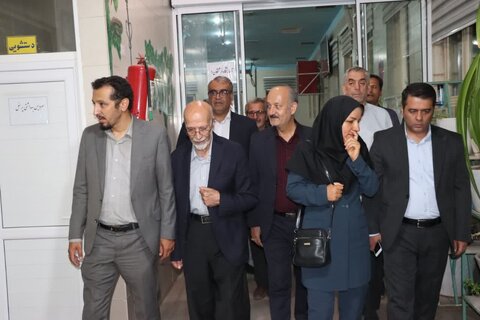 گزارش تصویری ا بازدید دکتر حسینی از مرکز نگهداری معلولان ذهنی و سالمندان چهارده معصوم (ع) آشتیان