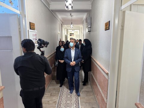 گزارش تصویری| ارتقای استانداردهای مراقبتی در مسیر سلامت اجتماعی؛ از نشست‌های تخصصی تا بازدید میدانی در تبریز