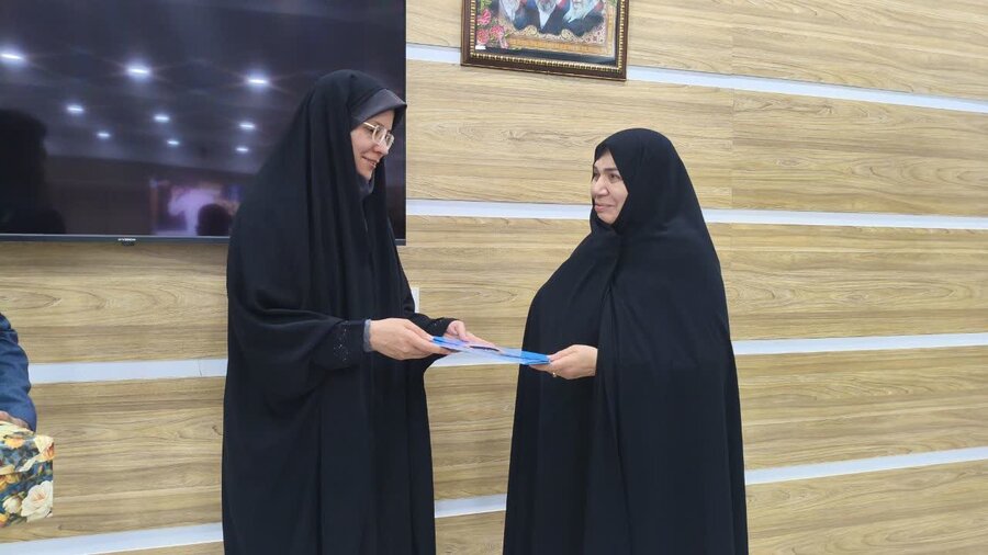 مراسم تکریم و معارفه فرمانده بسیج خواهران بهزیستی اصفهان برگزار شد