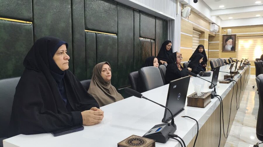 مراسم تکریم و معارفه فرمانده بسیج خواهران بهزیستی اصفهان برگزار شد