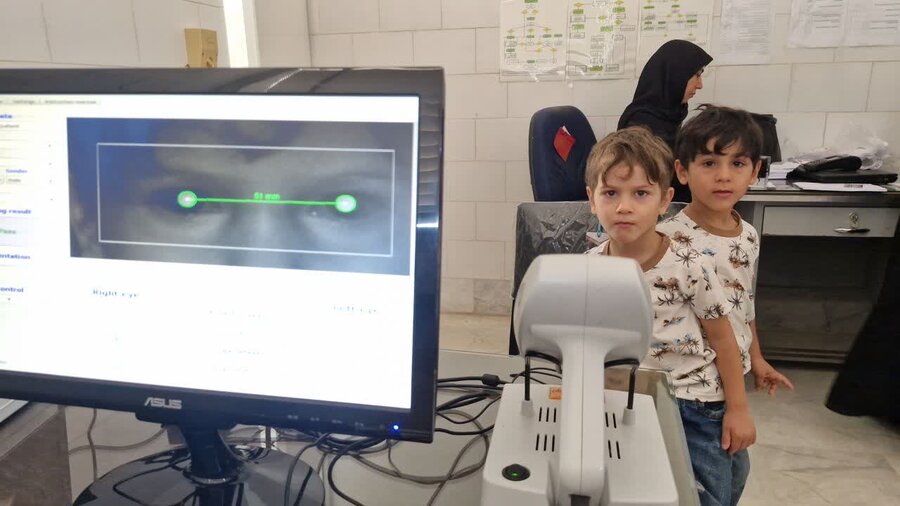 به وقت پیشگیری؛ غربالگری بینایی کودکان روستای ترک‌آباد شهرستان اردکان 