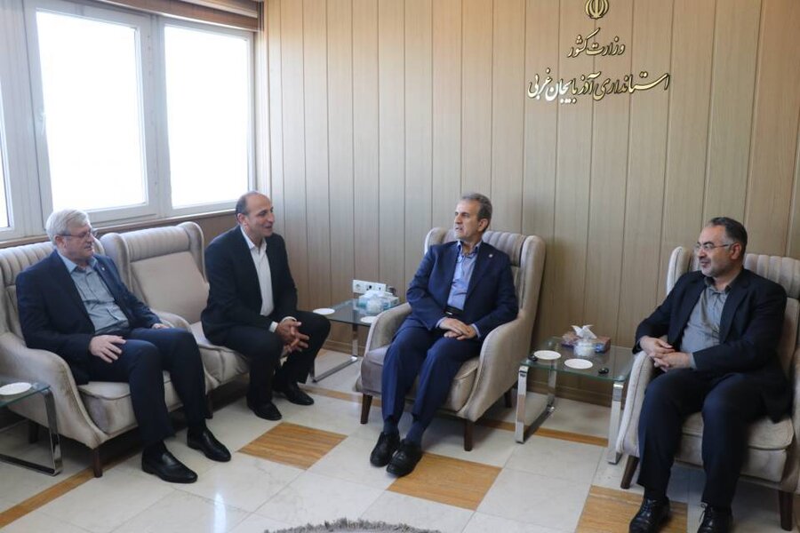 دیدار معاون سلامت اجتماعی سازمان بهزیستی کشور با معاون سیاسی و امنیتی استانداری آذربایجان‌غربی