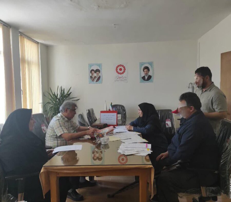 برگزاری کمیسیون ازکارافتادگی همسران زنان سرپرست خانوار در بهزیستی نمین
