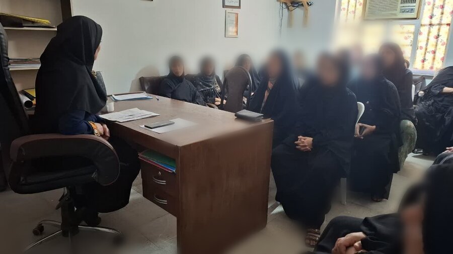 برگزاری کارگاه آموزشی تاب‌آوری در بحران‌های خانوادگی در شوشتر