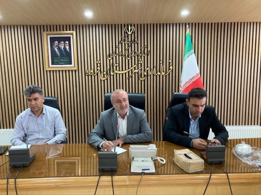 نشست سمن‌های شهرستان قروه به مناسبت هفته تشکل‌ها و مشارکت‌های اجتماعی برگزار شد