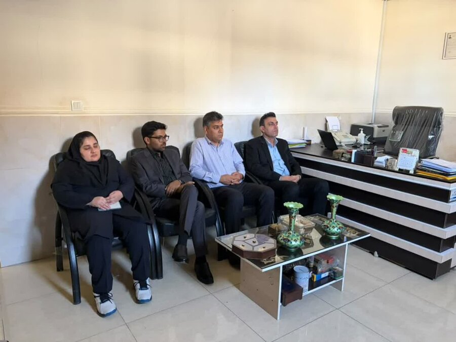 مدیرکل دفتر امور فرهنگی و اجتماعی استانداری کردستان از موسسه خیریه «باران» قروه بازدید کرد