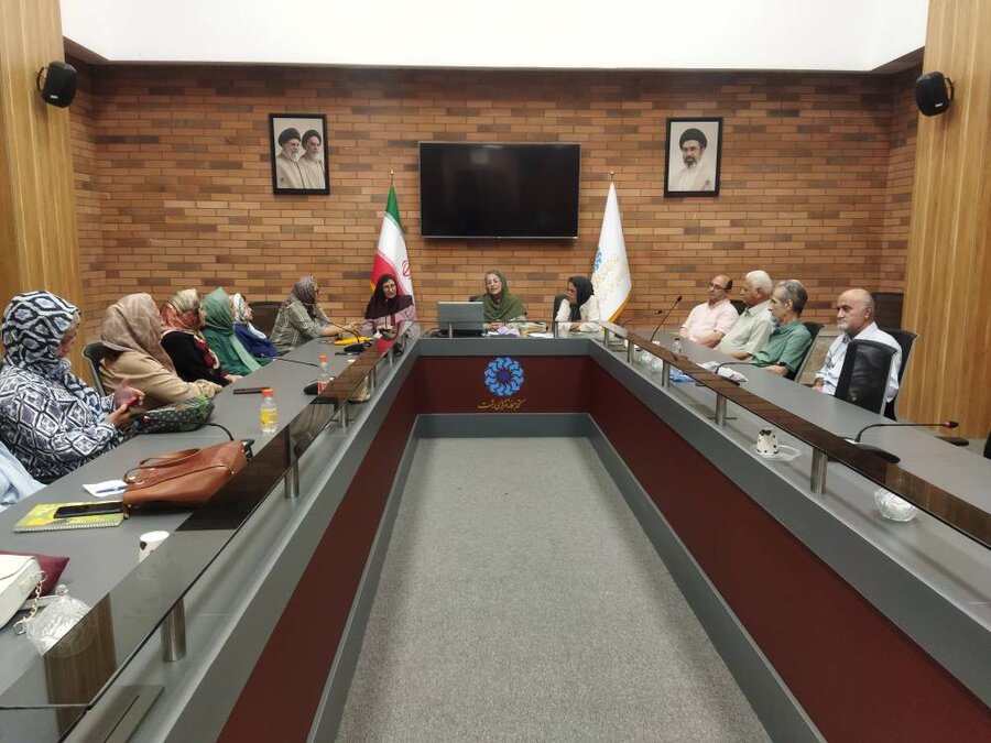 نشست های مهر و گفتگو 