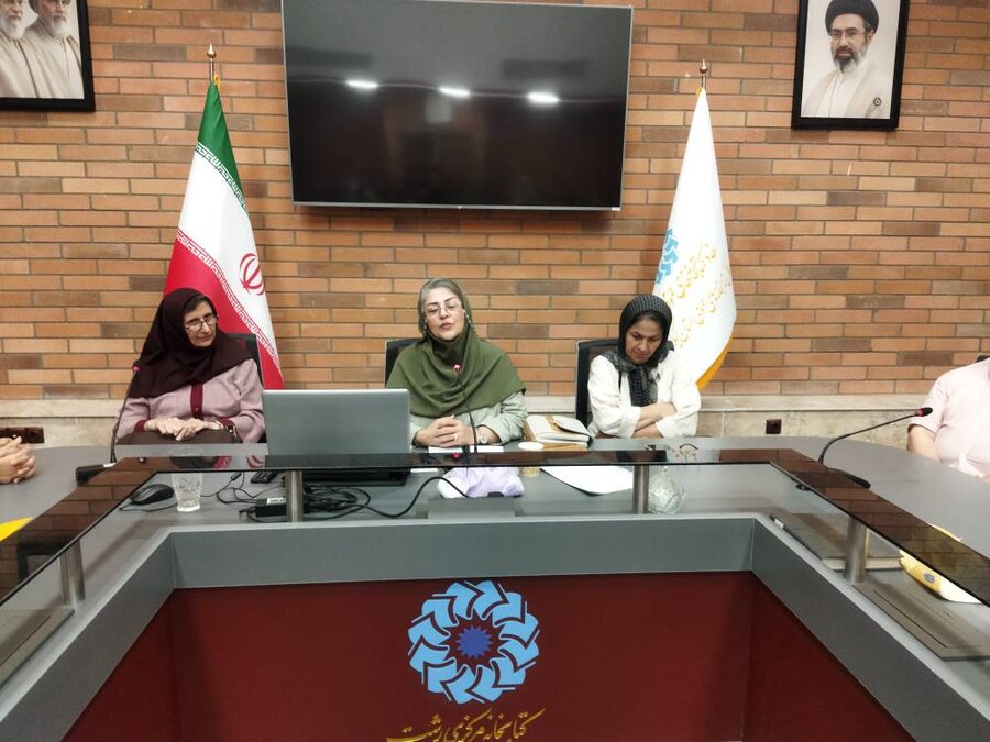 نشست های مهر و گفتگو 