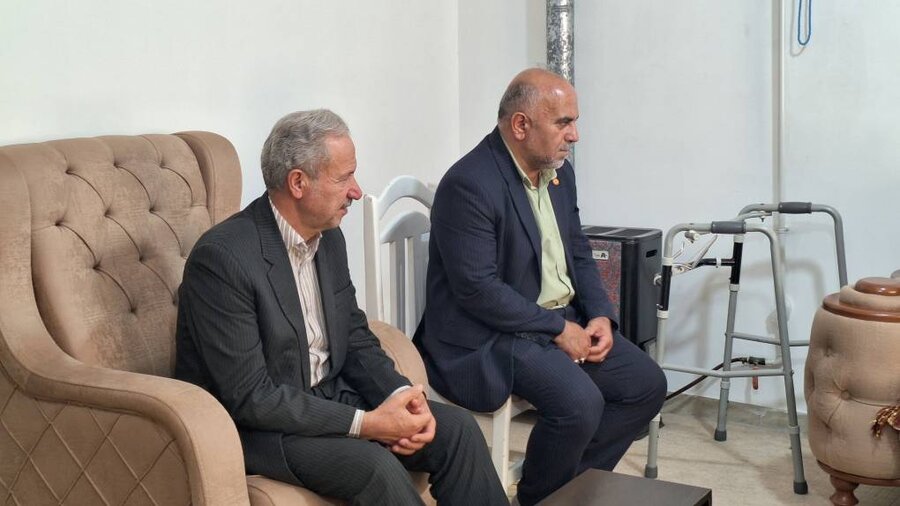 دیدار مدیرکل بهزیستی گیلان با خانواده شهید «سرور فلاح» و ادای احترام به شهدای گمنام شهرستان تالش