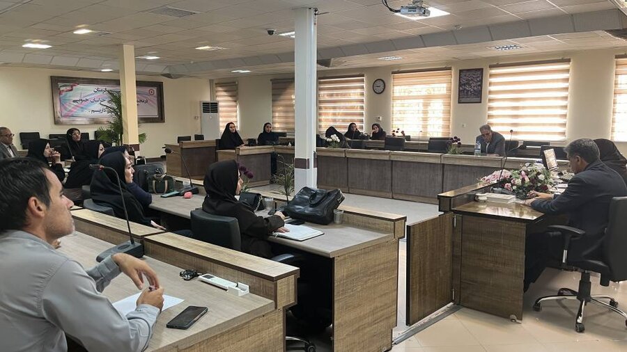 معاون سلامت اجتماعی بهزیستی استان ومسئولین دفاتر مختل ستادی طی ۲روز در نشستهایی تخصصی میزبان کارشناسان مسئول شهرستانی دفاتر مختلف این معاونت بود