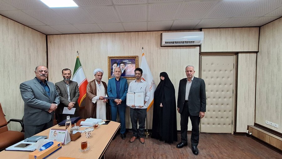 جشنواره فرهنگی" زندگی با آیه ها "