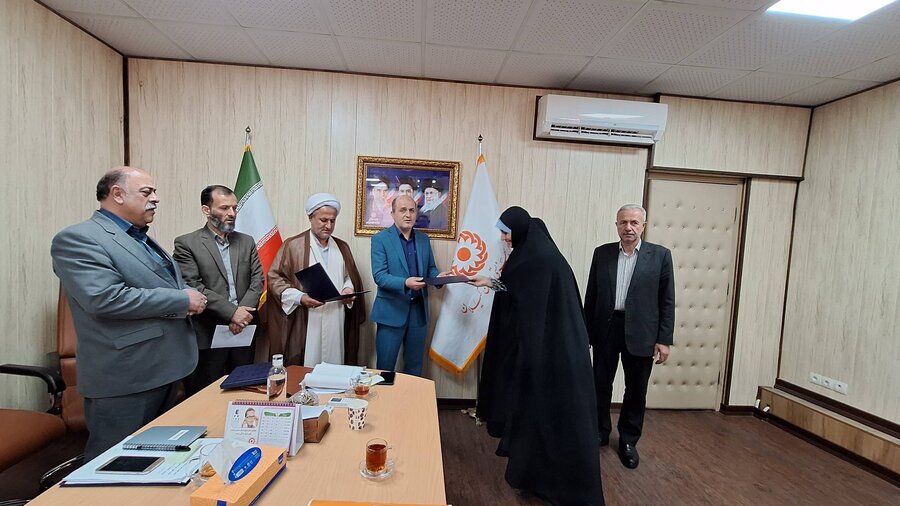 جشنواره فرهنگی" زندگی با آیه ها "