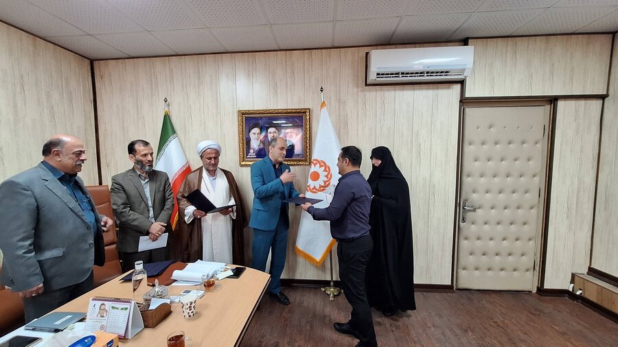 جشنواره فرهنگی" زندگی با آیه ها "