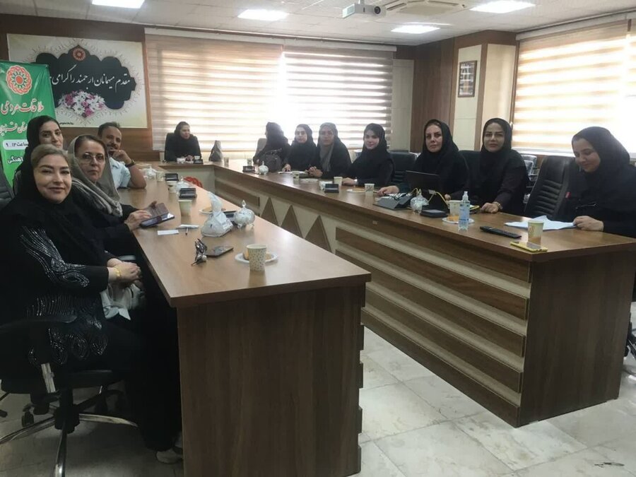 نشست مشترک معاون توانبخشی بهزیستی استان قزوین با مراکز و مؤسسات غیردولتی 