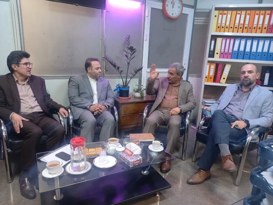 مدیرکل بهزیستی کردستان در سفر به تهران پیگیر اعتبارات و امور استان شد