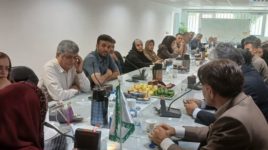 تجلیل از پزشکان همکار بهزیستی سنندج در روز پزشک
